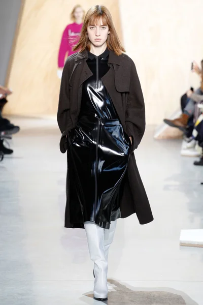 Look 34
